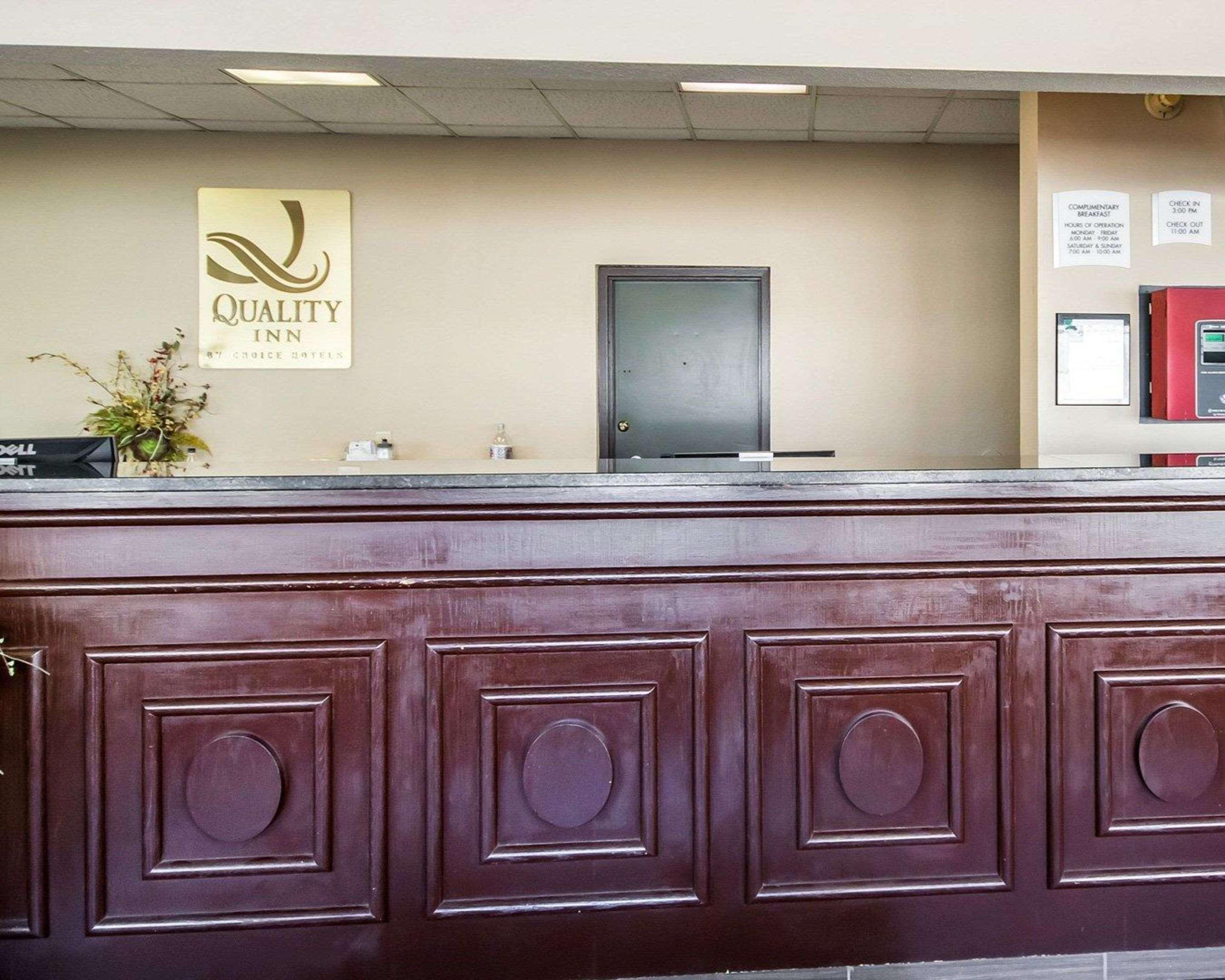 Quality Inn & Suites Elizabethtown Exterior foto
