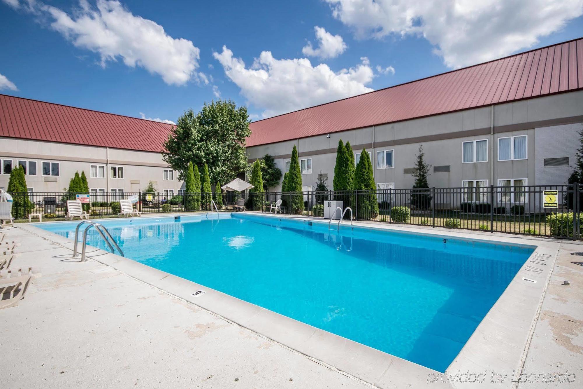 Quality Inn & Suites Elizabethtown Exterior foto